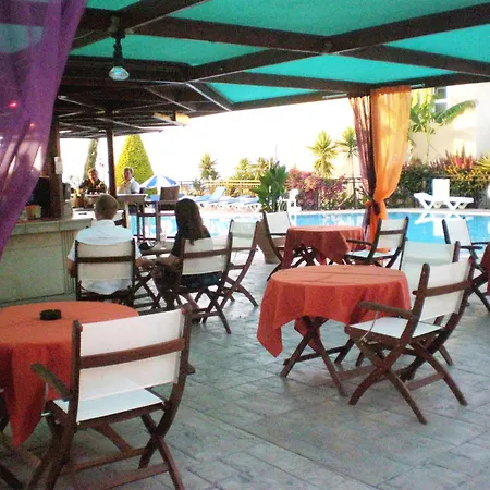 Akamanthea Village Aparthotel 4*