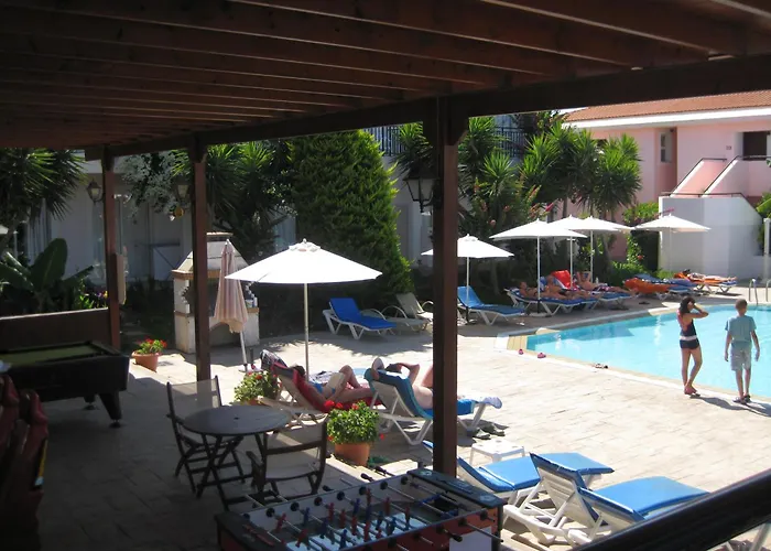 Akamanthea Village 4*