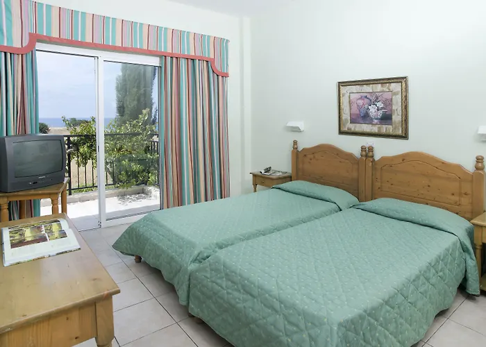 Aparthotel Akamanthea Village Polis