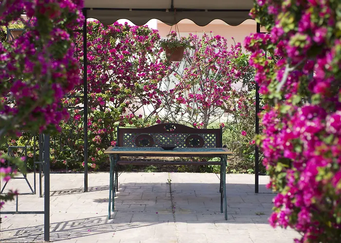 Akamanthea Village Aparthotel 4*