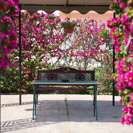 Akamanthea Village Hotel apartamentowy