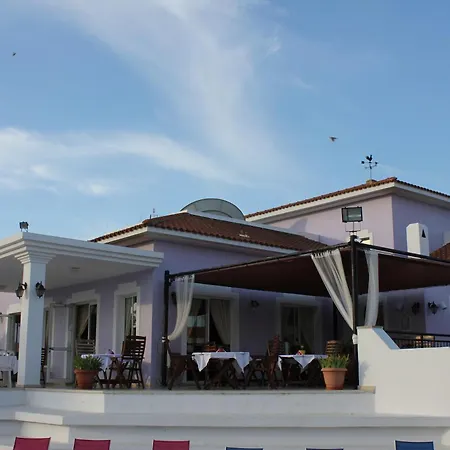 Akamanthea Village Hotel apartamentowy Polis