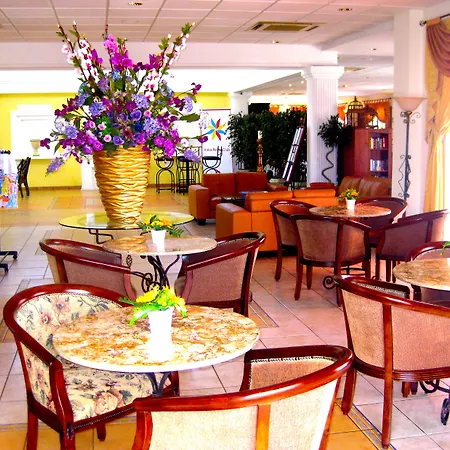 Akamanthea Village 4* Polis