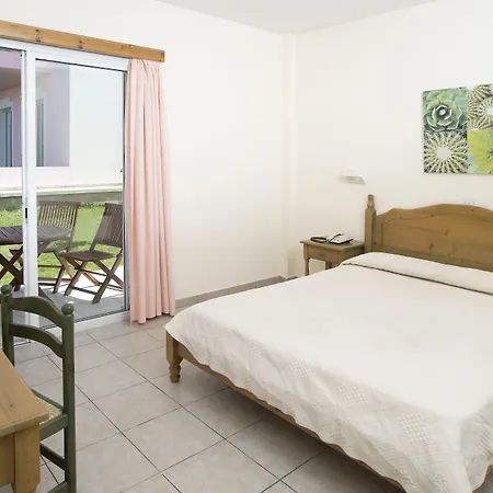 Akamanthea Village Hotel apartamentowy Polis