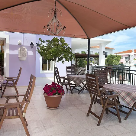 Akamanthea Village Appart hôtel