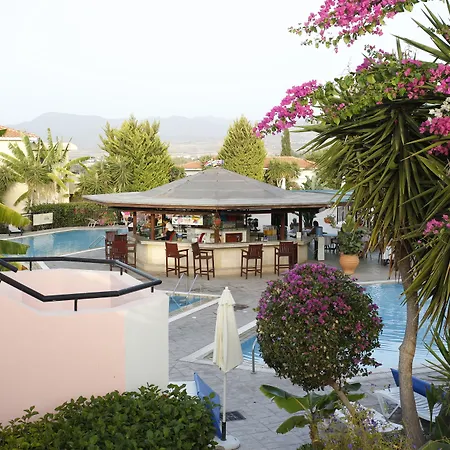 Akamanthea Village 4* Polis