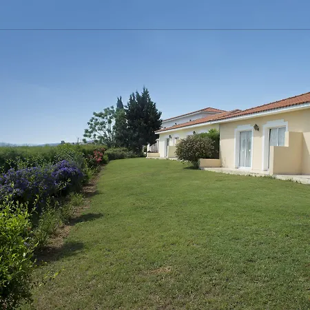 Akamanthea Village 4* Polis