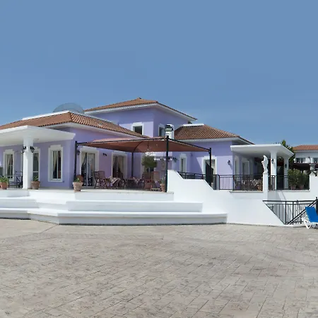 Hotel apartamentowy Akamanthea Village 4*