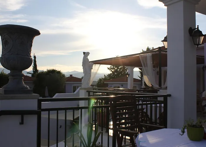 Akamanthea Village Lejlighedshotel