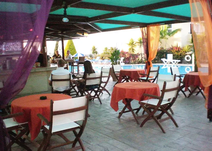 Akamanthea Village Lejlighedshotel 4*