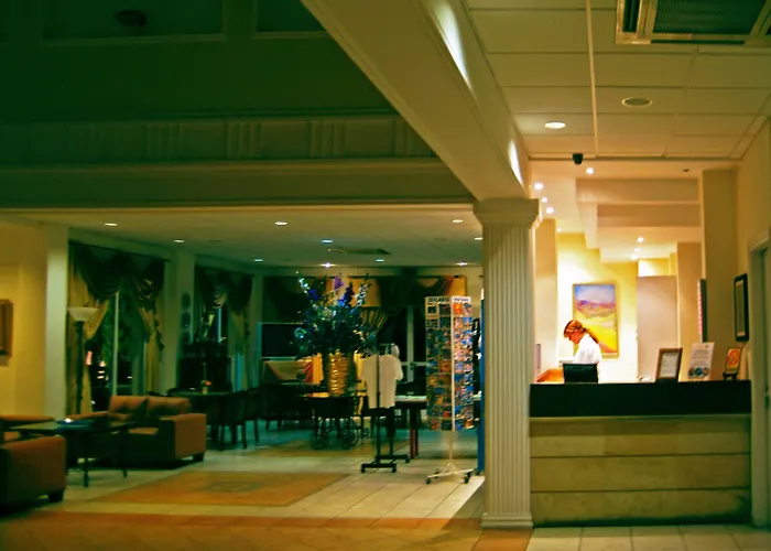 Akamanthea Village Lejlighedshotel 4*